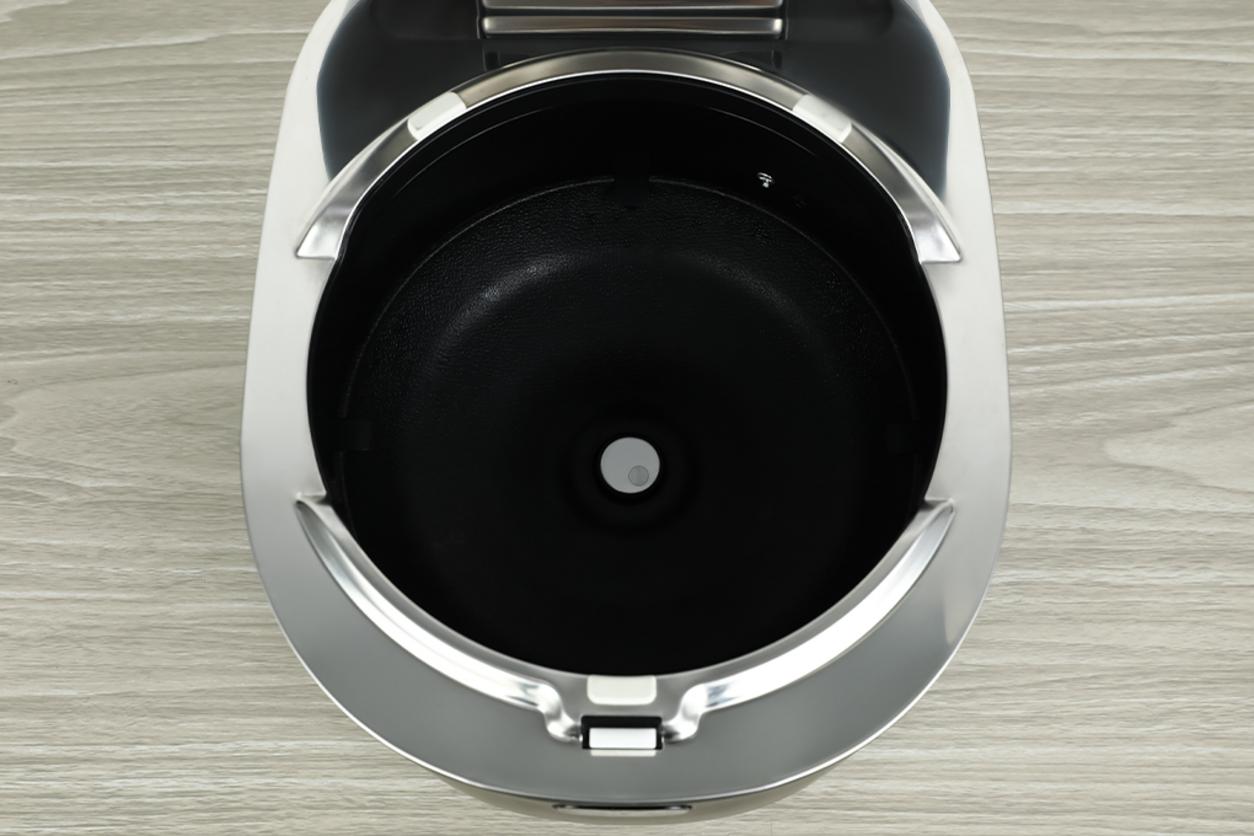 14 chế độ nấu sẵn và giữ ấm đến 24 giờ