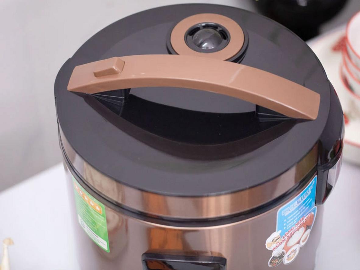 Lòng niêu chống dính dày 1.5mm của Chefman CM-1212