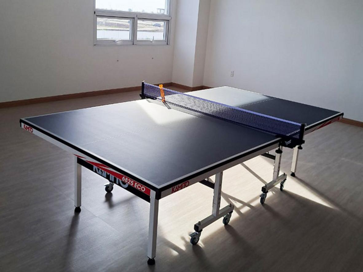 Bánh xe đôi và cơ chế gấp gọn tiện lợi