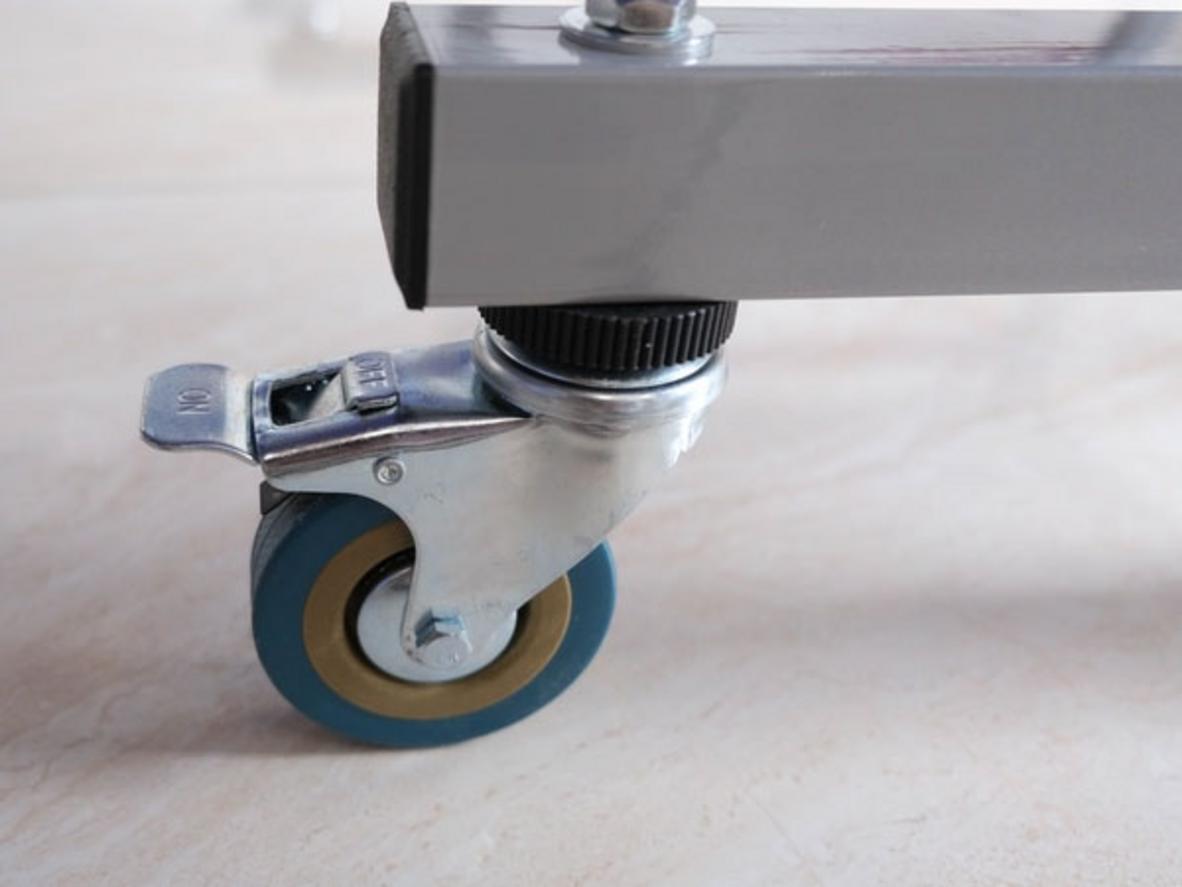 Gấp gọn & bánh xe khóa tiện lợi