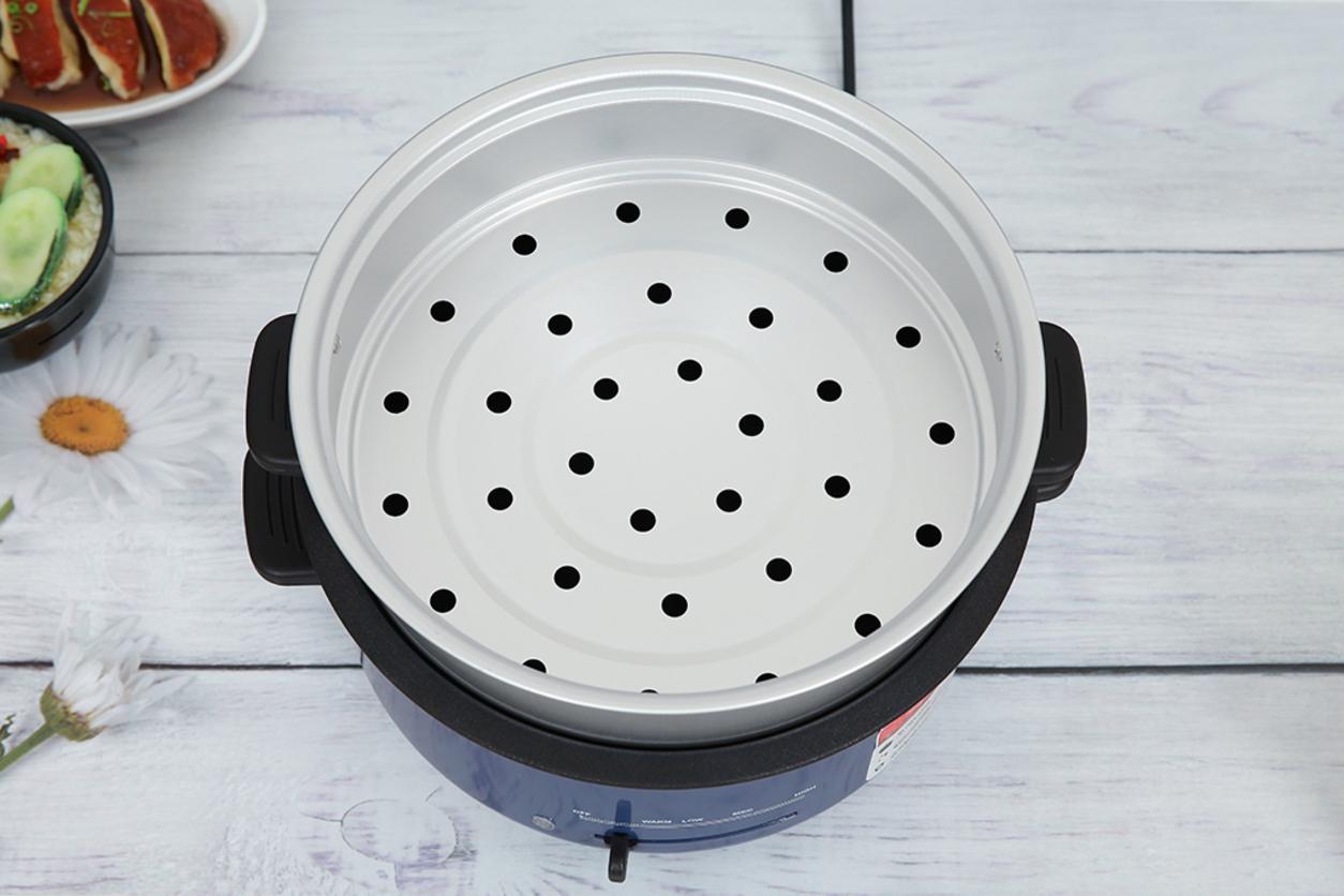 Công suất 1300W giúp nấu nhanh và giữ nhiệt ổn định.