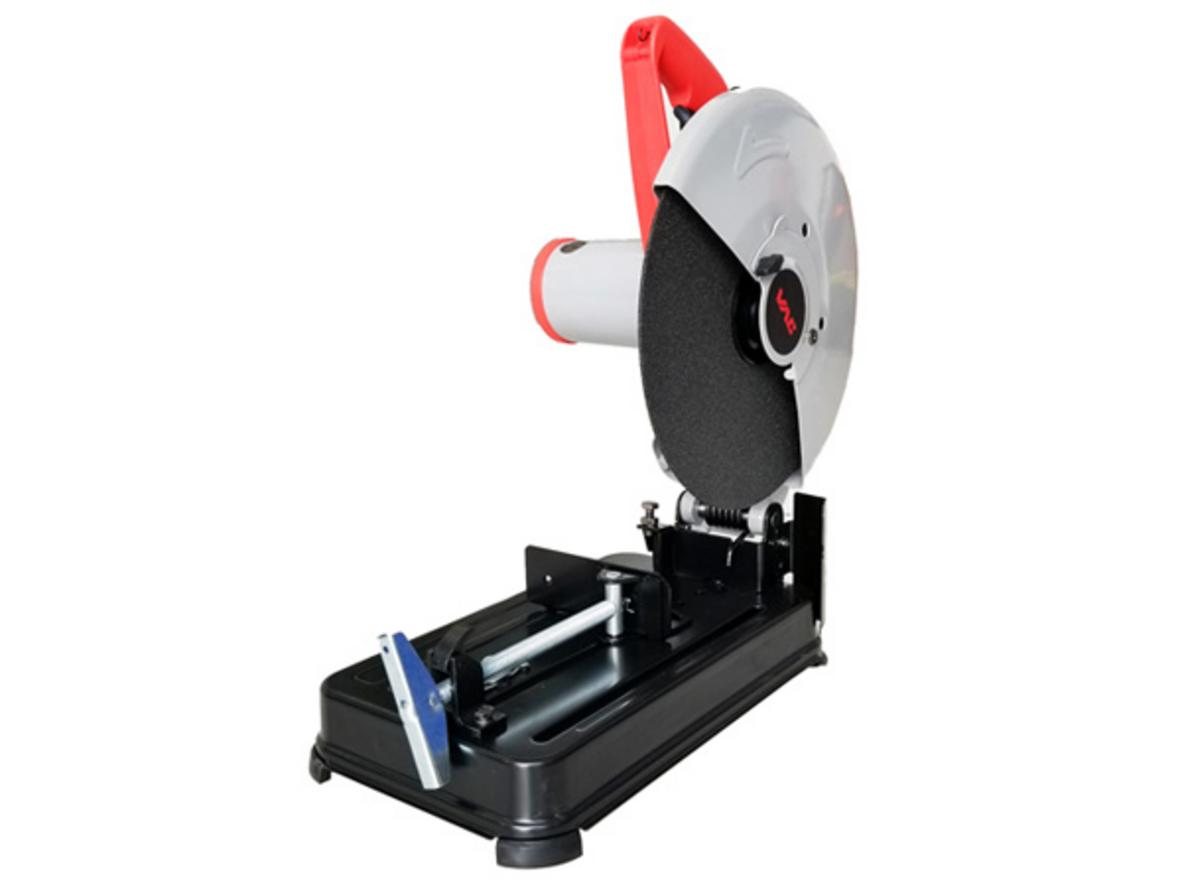 Công suất 2400W tốc độ 3900rpm