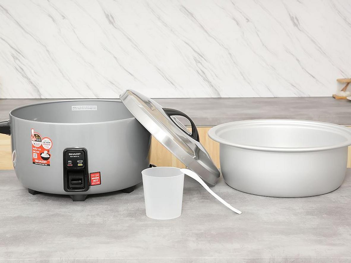 2500W + mâm nhiệt lớn giúp nấu nhanh và đều