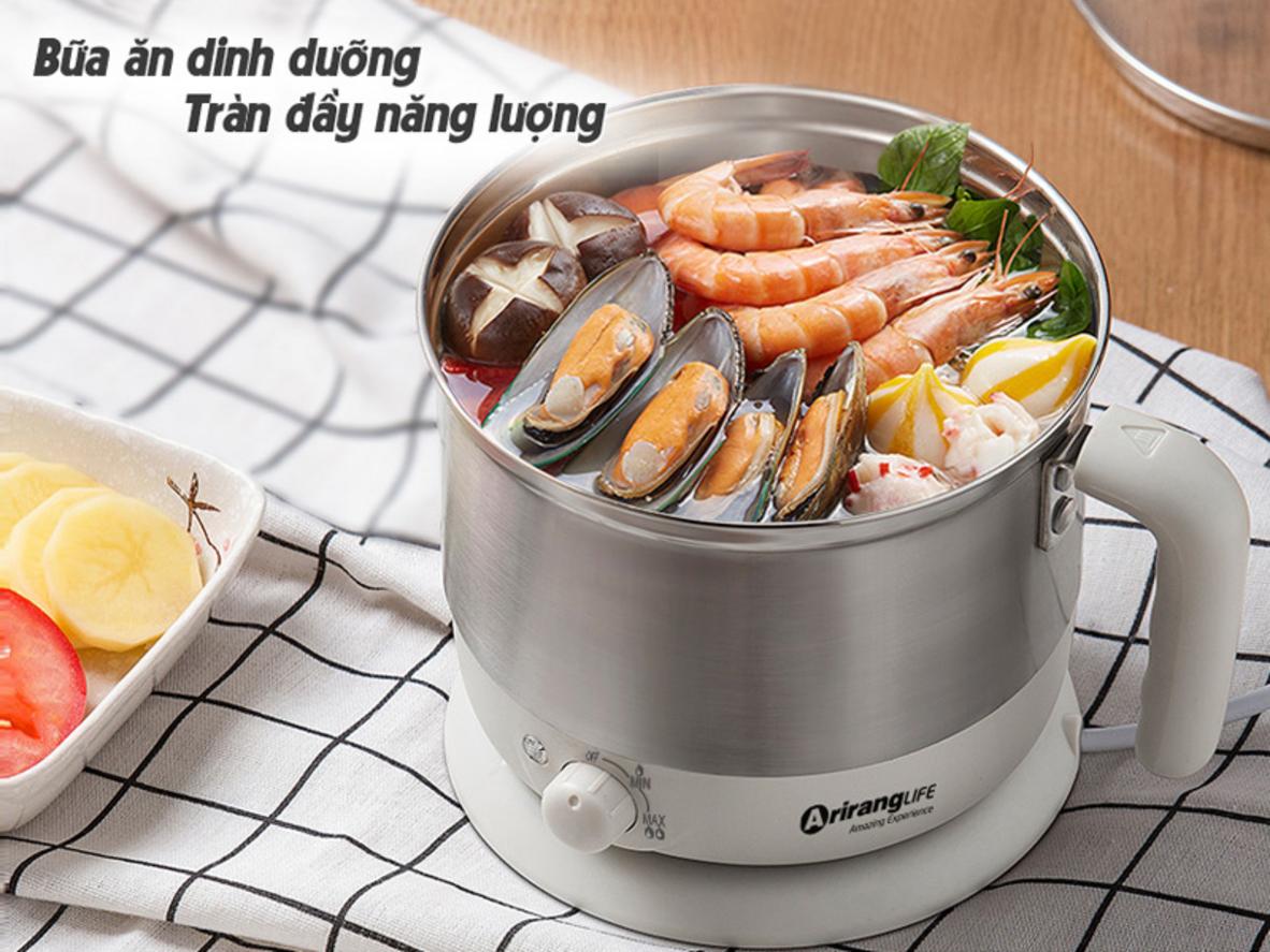 Công suất 300–600W với 2 mức điều chỉnh.