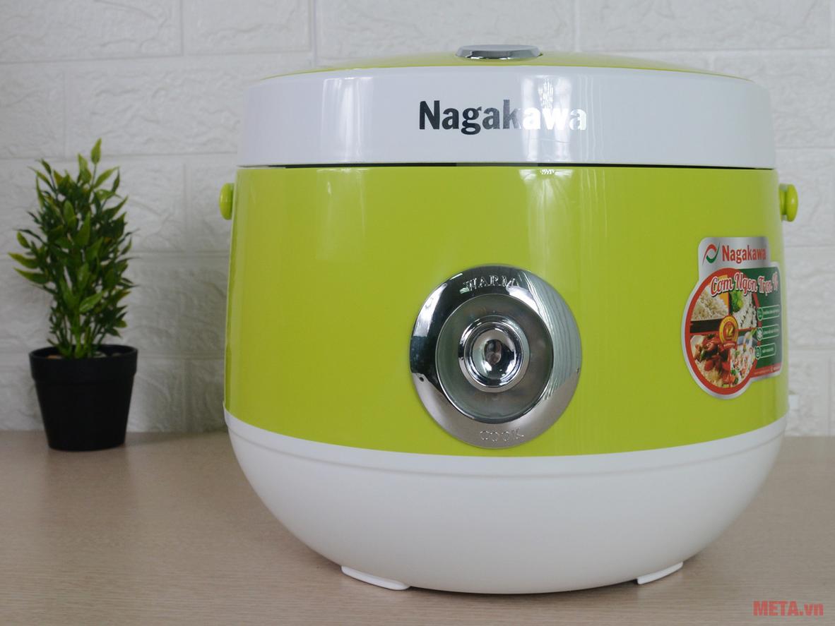 Công suất 700W giúp nấu nhanh và đều