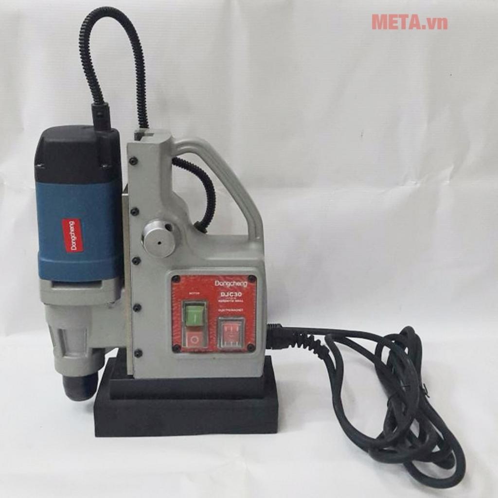 Công suất 900W, vận hành mượt