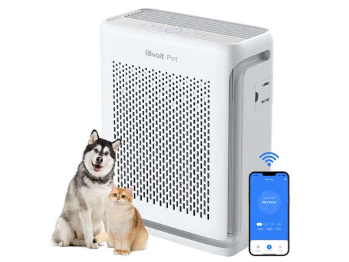 Cửa hút gió chữ U giúp gom lông thú cưng hiệu quả.