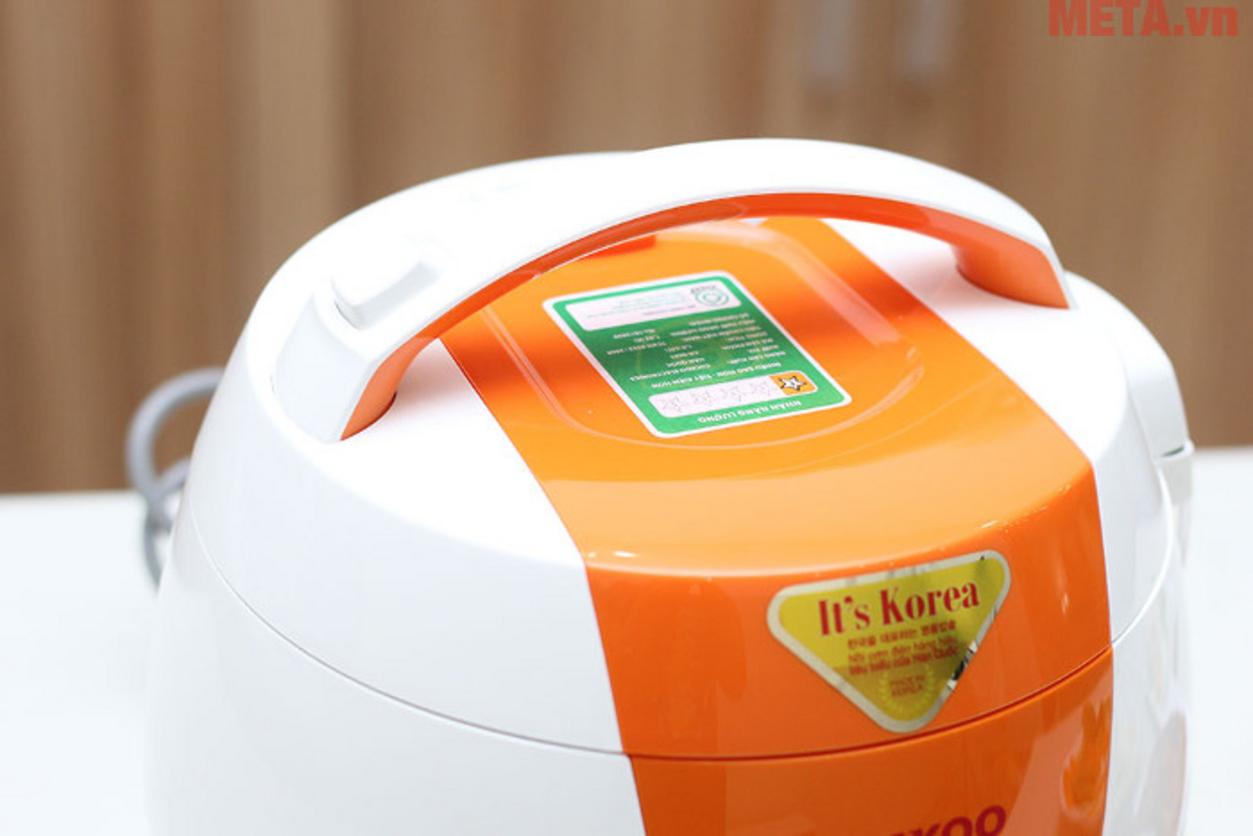 Van thoát hơi thông minh và lớp cách nhiệt giữ ấm lâu