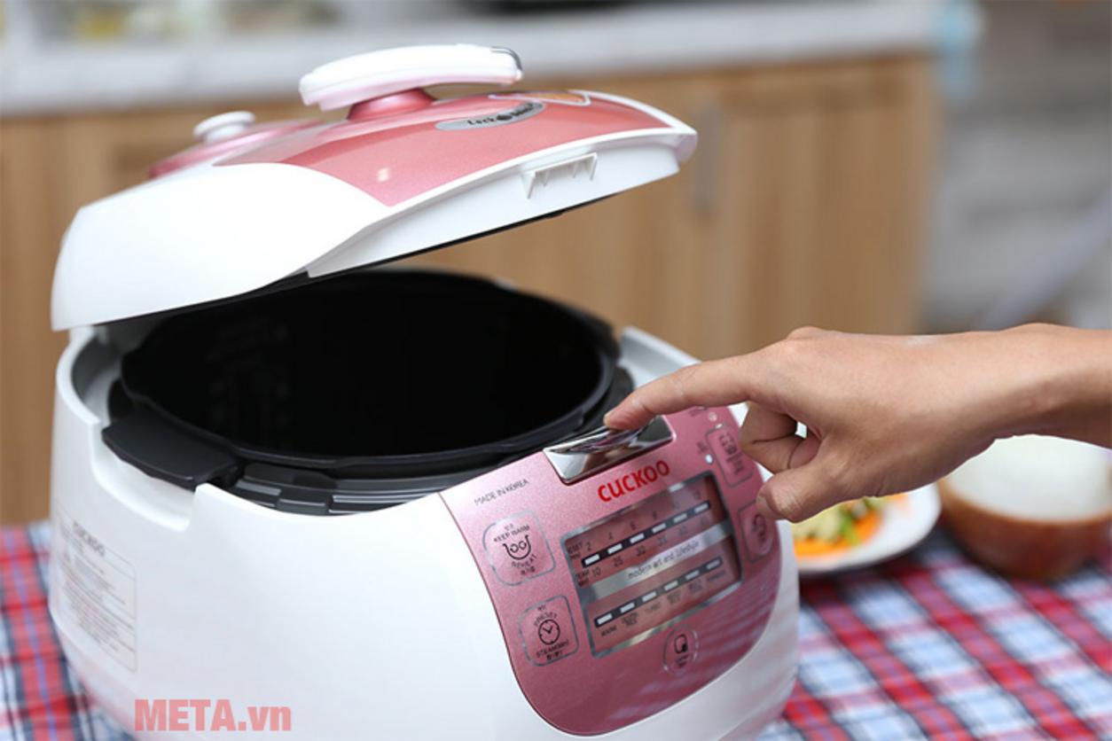 Nhiều chế độ nấu phù hợp món Việt
