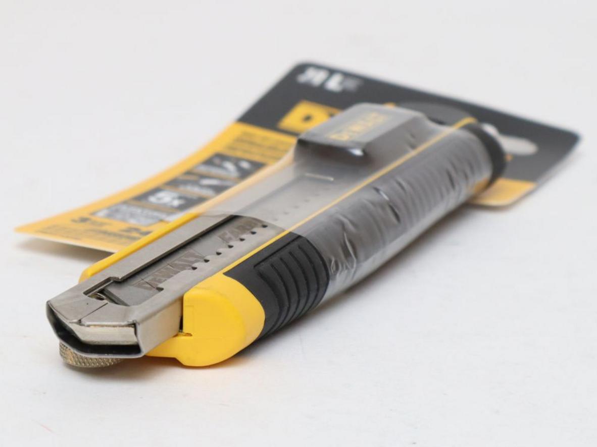 Hệ thống tự động nạp lưỡi và kho chứa lưỡi