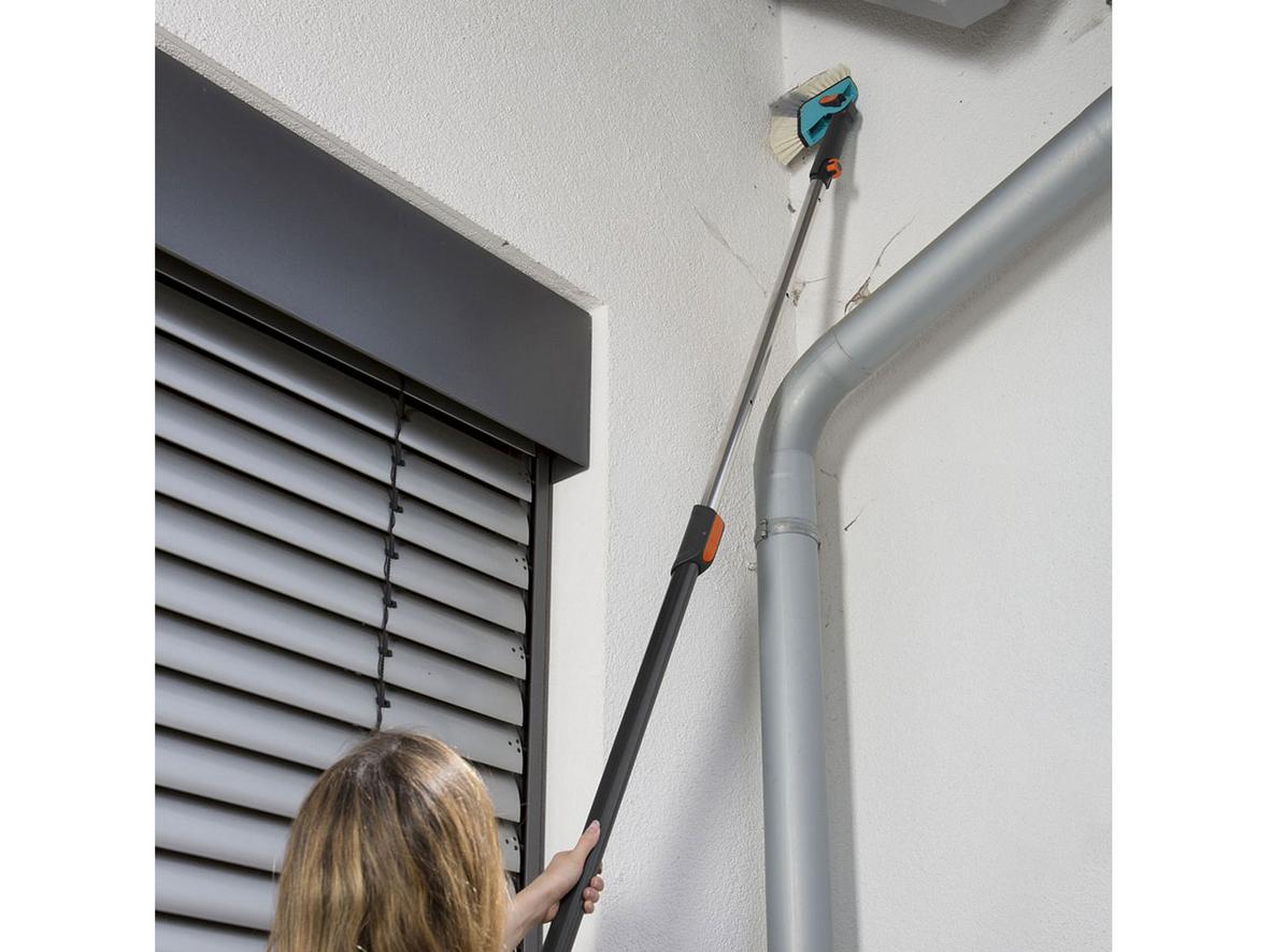 Kết nối với cán telescopic Gardena