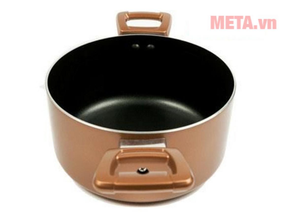 Đáy ghép nhiễm từ dùng được mọi loại bếp, tay cầm cách nhiệt an toàn