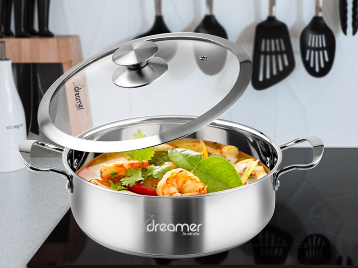 Cấu trúc đáy từ 3 lớp tăng hiệu suất trên bếp từ.