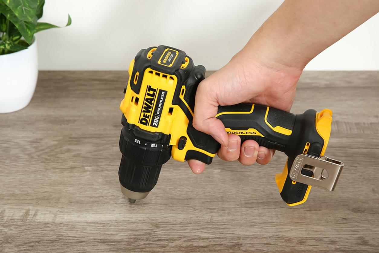 Động cơ Brushless của DCD708N