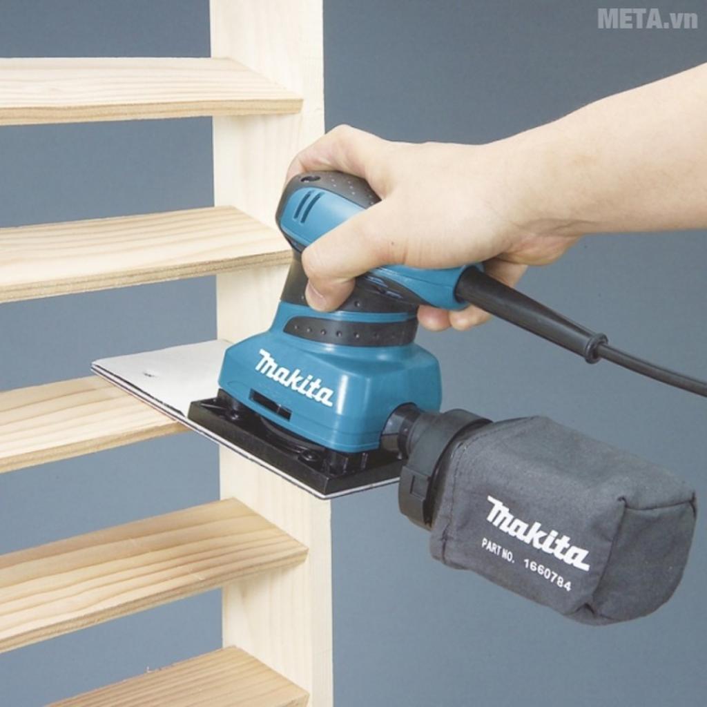 Đế nhám dài 100x164 mm trên Makita BO4566 - trước và sau