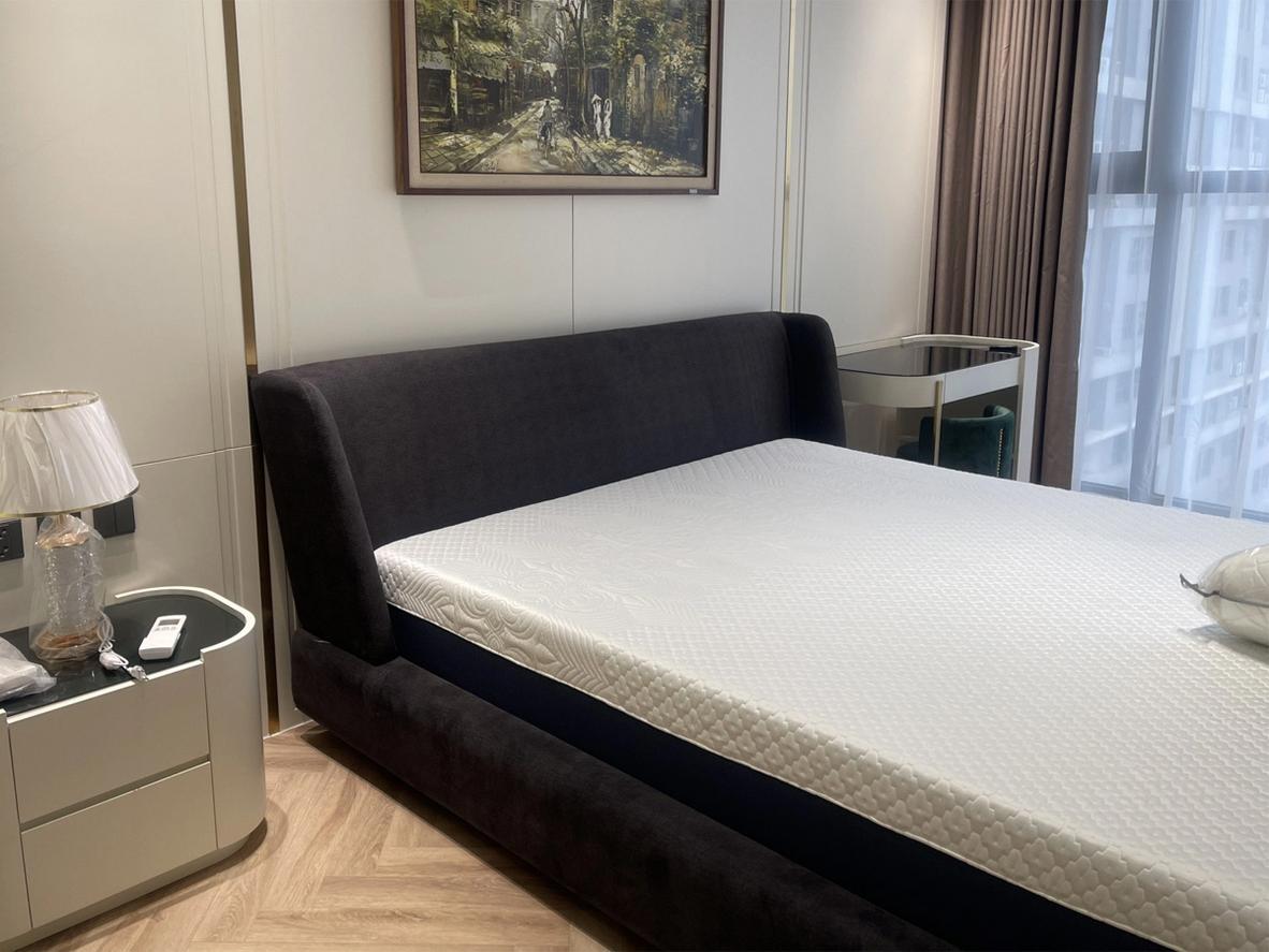 Memory Foam ôm sát, giảm áp lực