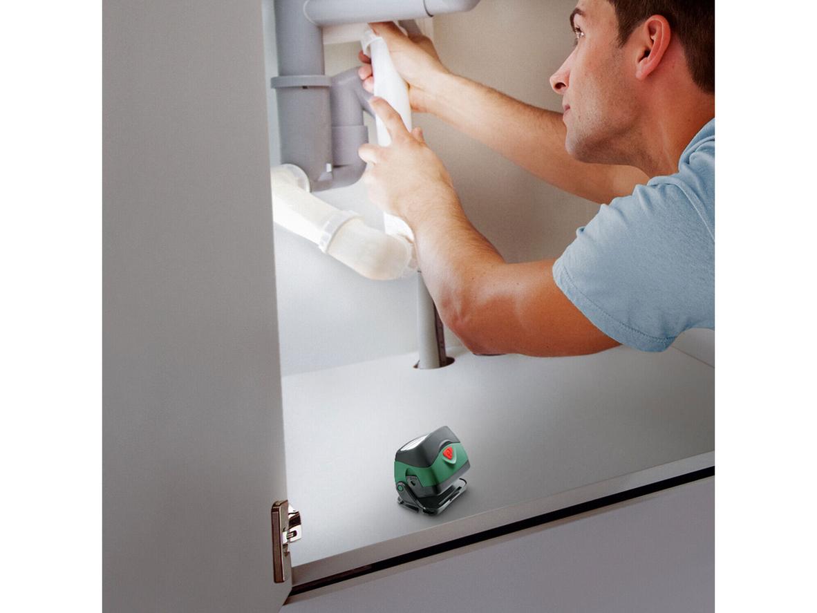 Góc điều chỉnh ±60° và chuẩn chống nước IPX4