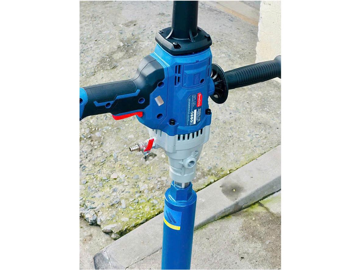 Khoan lỗ Φ110mm thực tế với DongCheng DZZ05-110