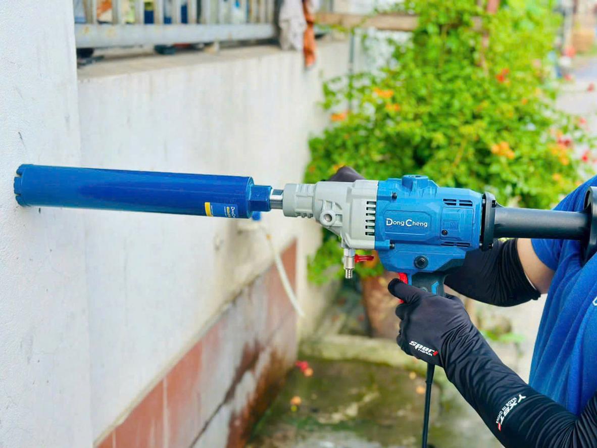 Mô-tơ chổi than DongCheng DZZ05-110