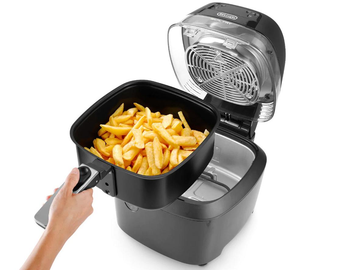 Dung tích 5 lít phục vụ gia đình 4–8 người.