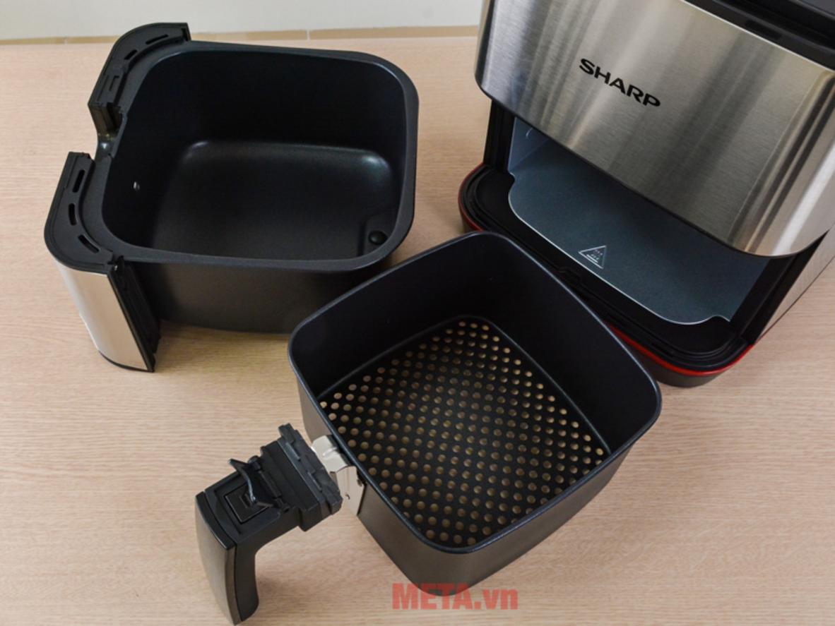 Dung tích 5 lít, giỏ ~3.5 lít phù hợp cho gia đình
