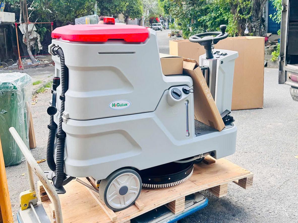 Dung tích bình và bàn chải HiClean A600