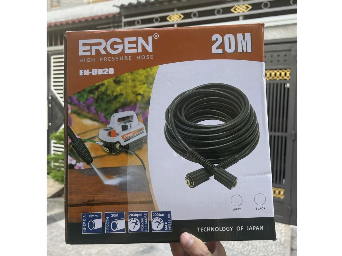Chiều dài 20m giúp thao tác dễ dàng ở không gian rộng.