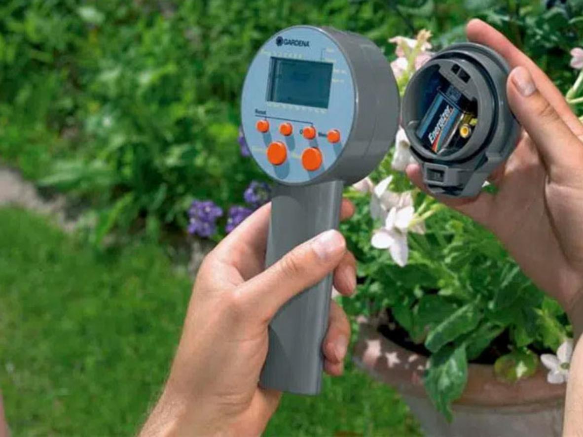 Kết nối với cảm biến mưa và van 9V