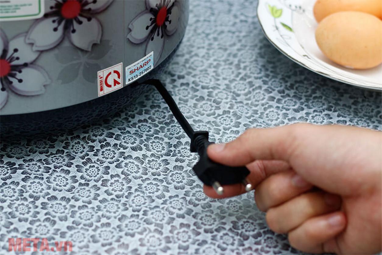 Giữ ấm đến ~12 giờ với hệ thống TRS