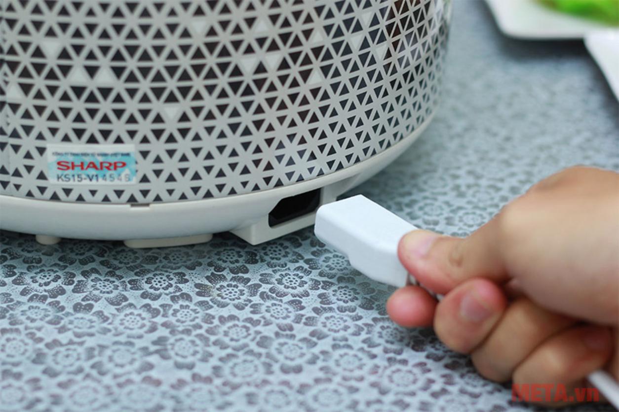 Van chống tràn và xửng hấp kèm theo