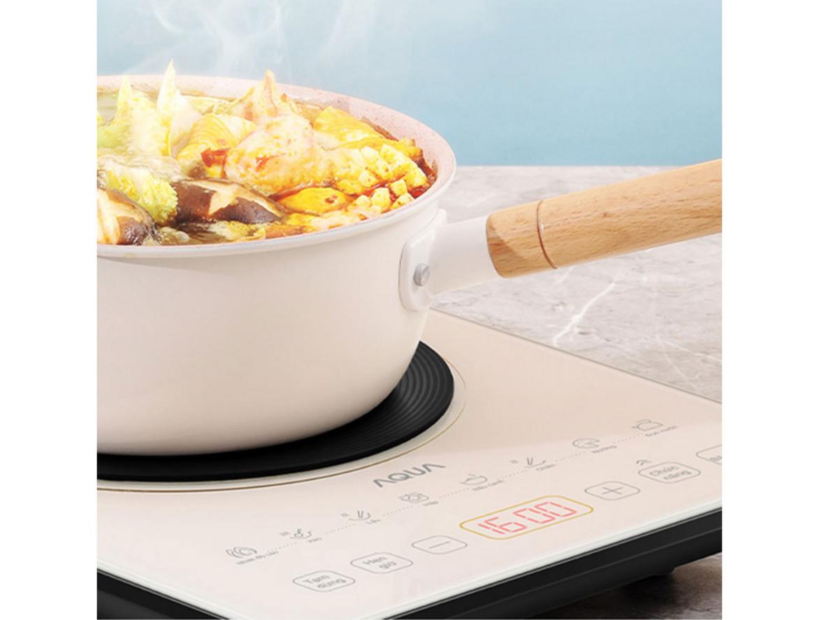 Hẹn giờ 8 tiếng, cảm ứng tiếng Việt dễ dùng