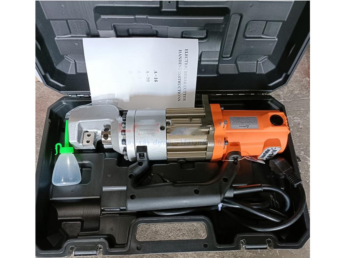 Demo cắt 4mm, 8mm và 16mm — vết cắt mịn, không tia lửa