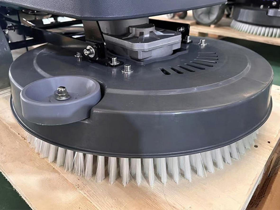 Hiệu suất và áp lực bàn chải của KMS65B (trước/sau).