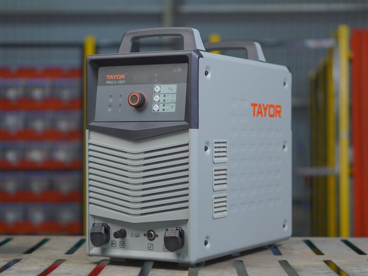 Bảng mạch IGBT và bảng điều khiển của Tayor PRO-C100.