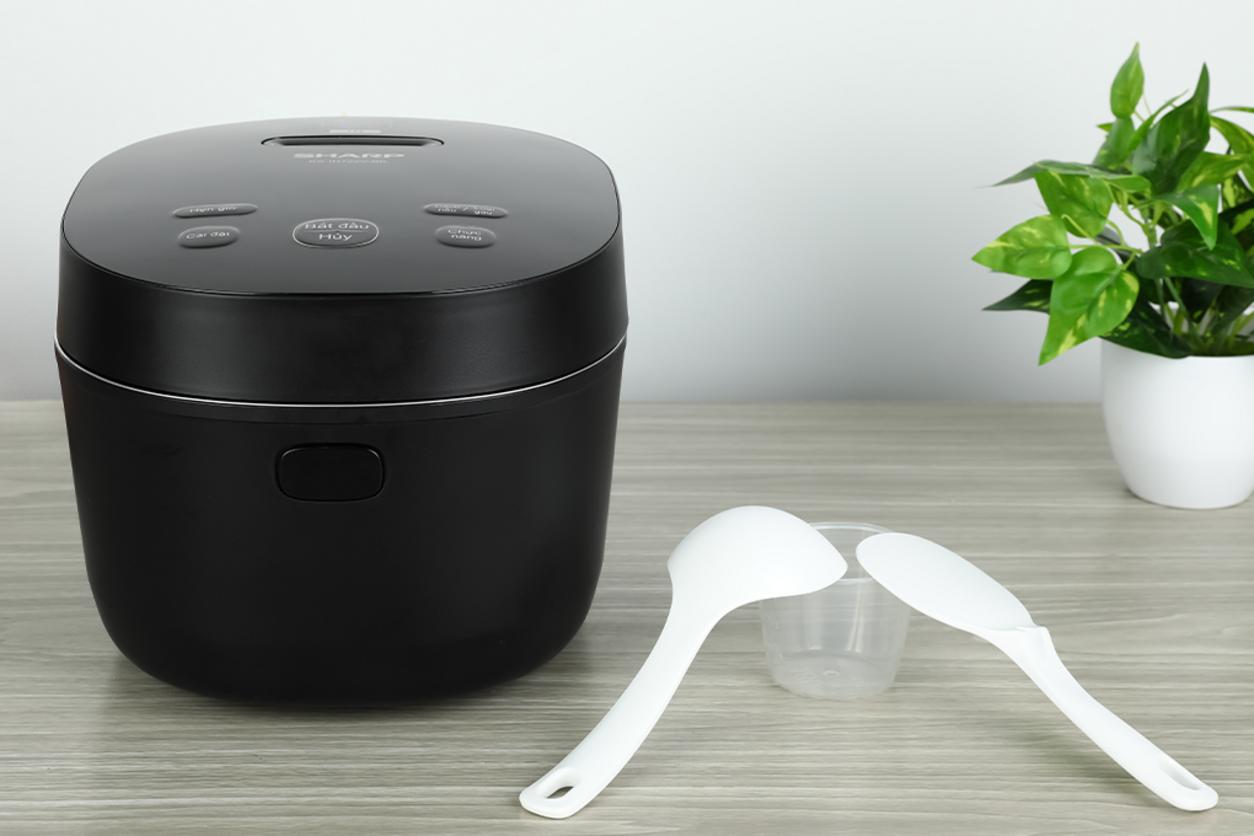 IH 1100W giúp cơm chín đều