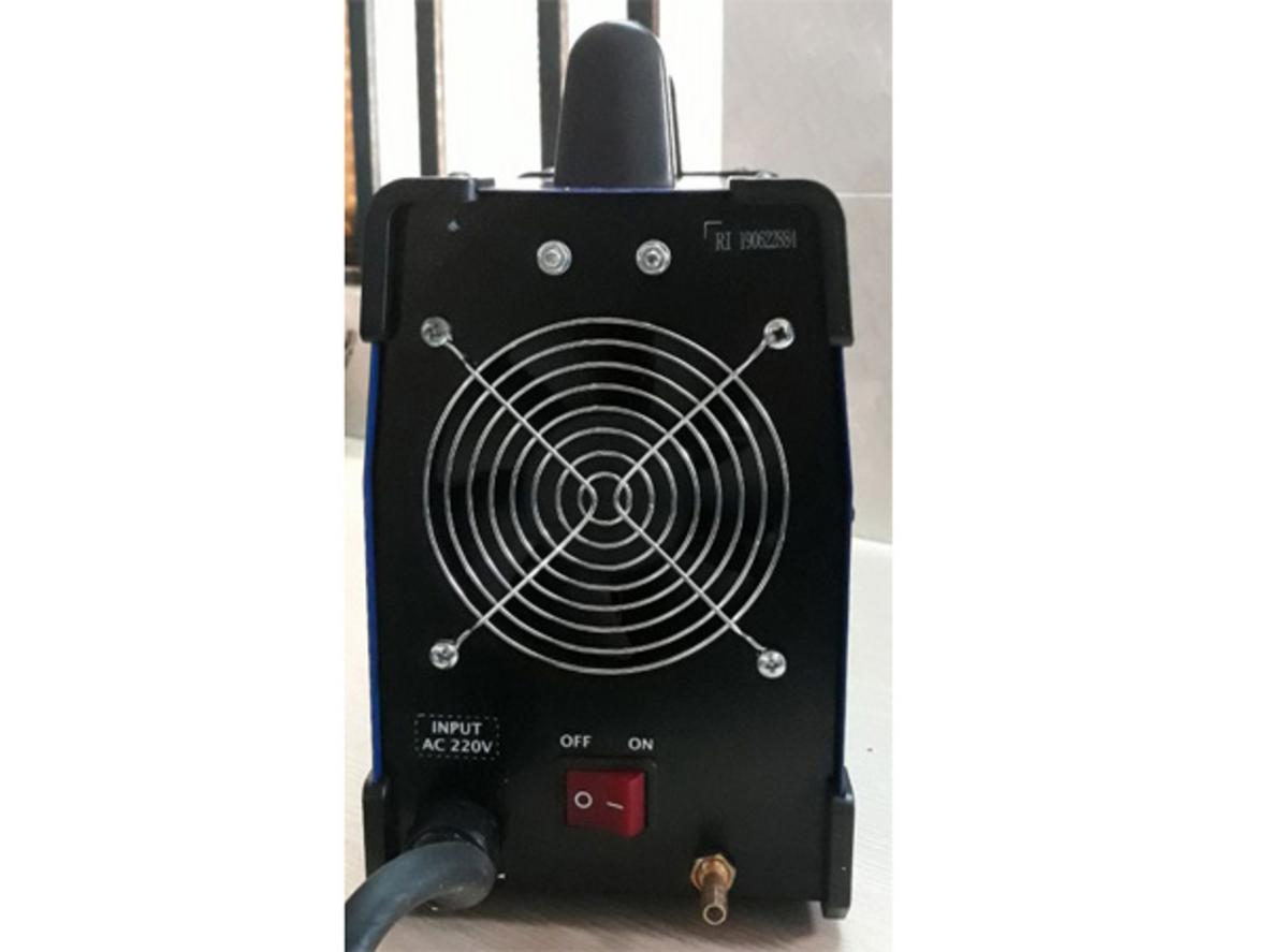 Bảng mạch Inverter và bảng điều khiển CUT 60CT (tập trung vào núm điều chỉnh dòng và đèn báo).
