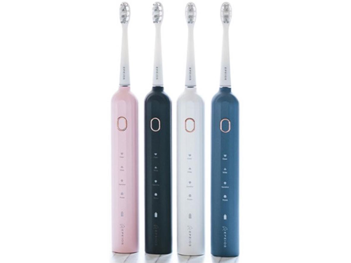 IPX7 và thiết kế gọn nhẹ