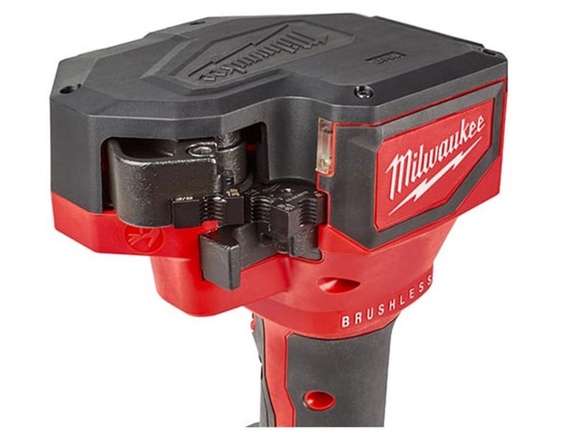 Khả năng cắt và hiệu suất pin Milwaukee