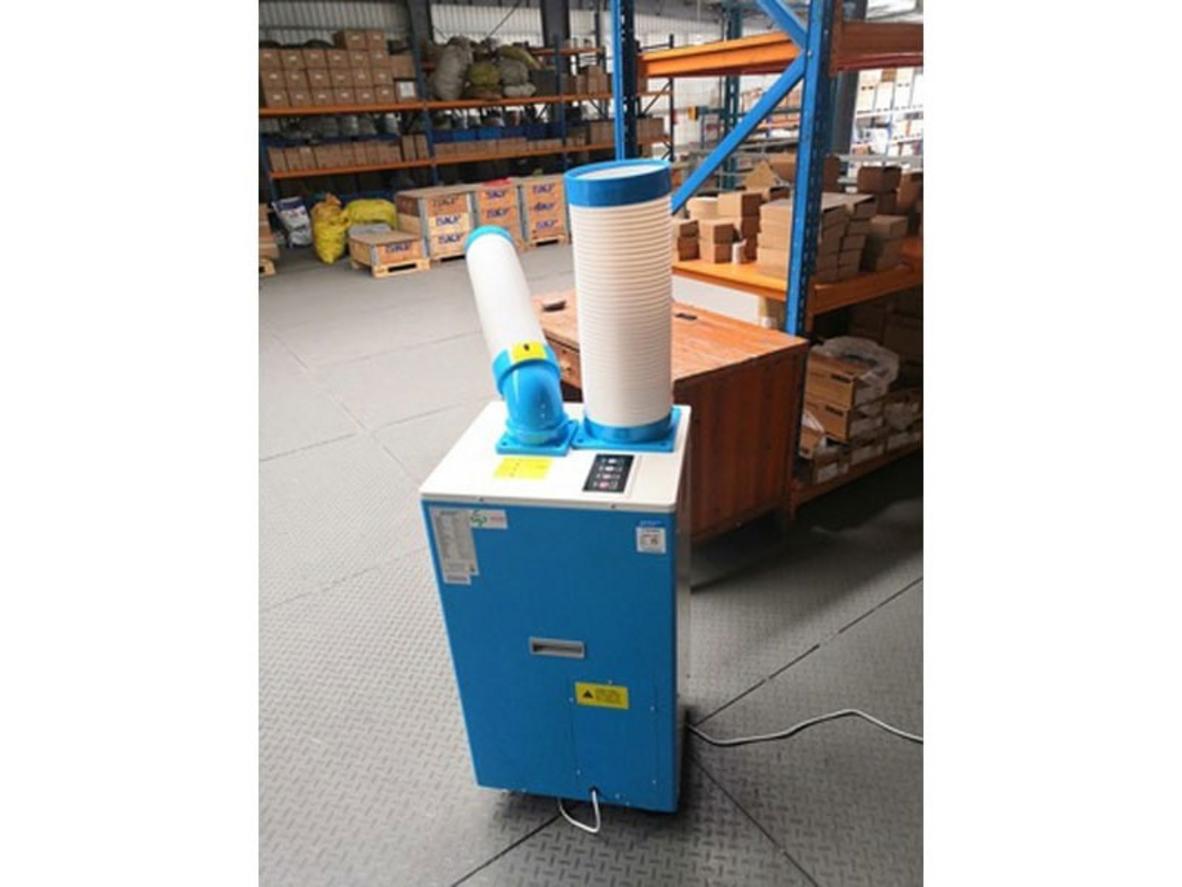 Công suất 2700W cho làm mát nhanh đến khu vực cần tập trung