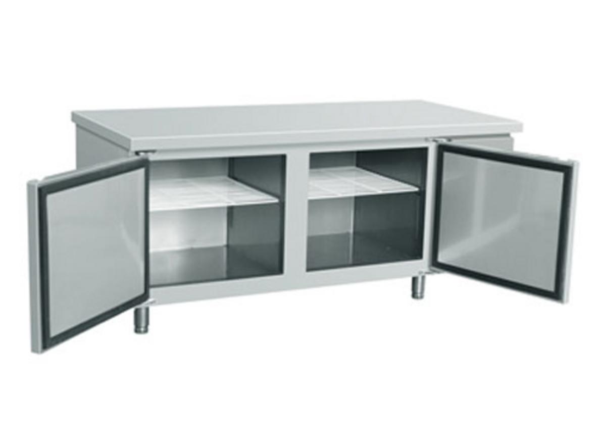 Hệ thống làm lạnh quạt gió, dung tích 320 lít giữ thực phẩm tươi lâu.
