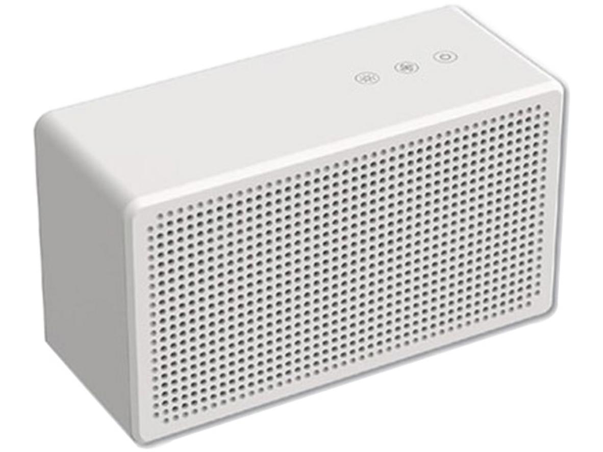 3 màng lọc giúp xử lý bụi mịn PM2.5 và tạp chất trong không gian nhỏ.