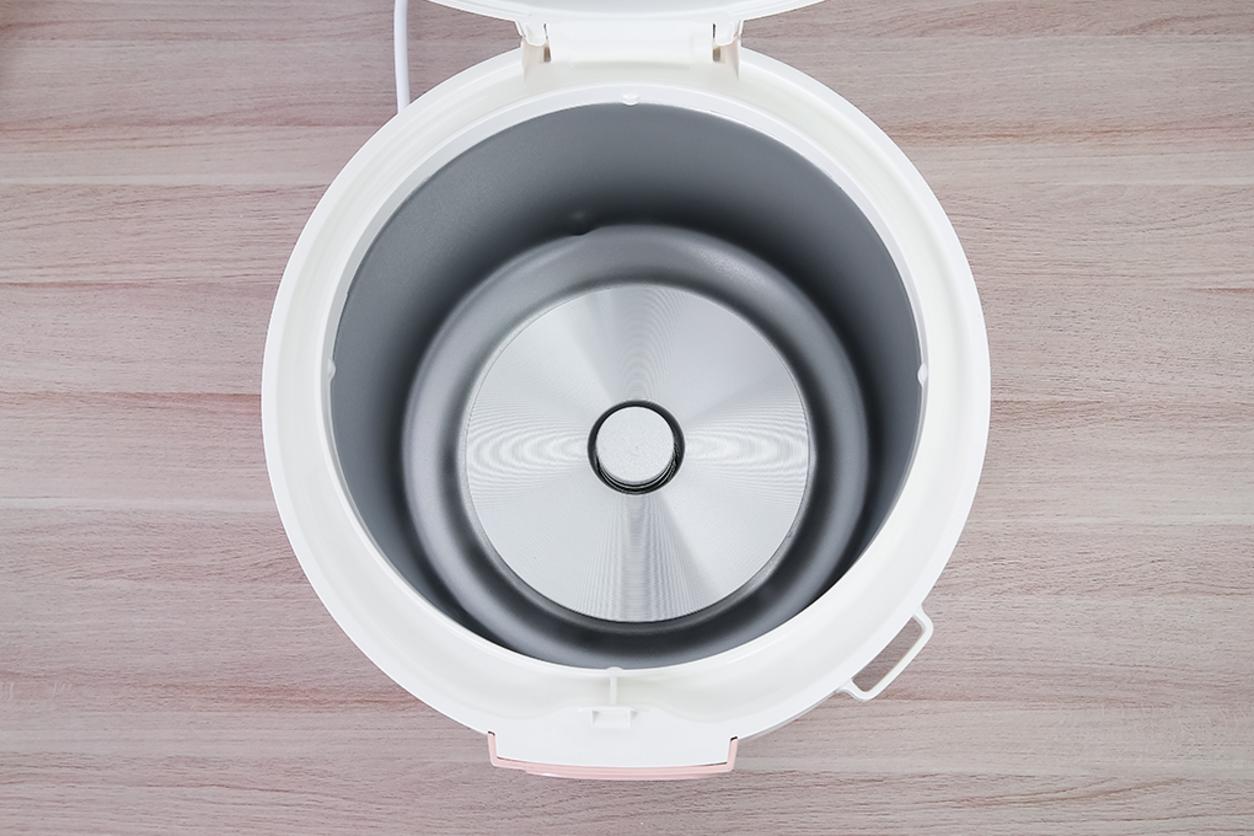 Lòng nồi dày 1.4mm phủ chống dính