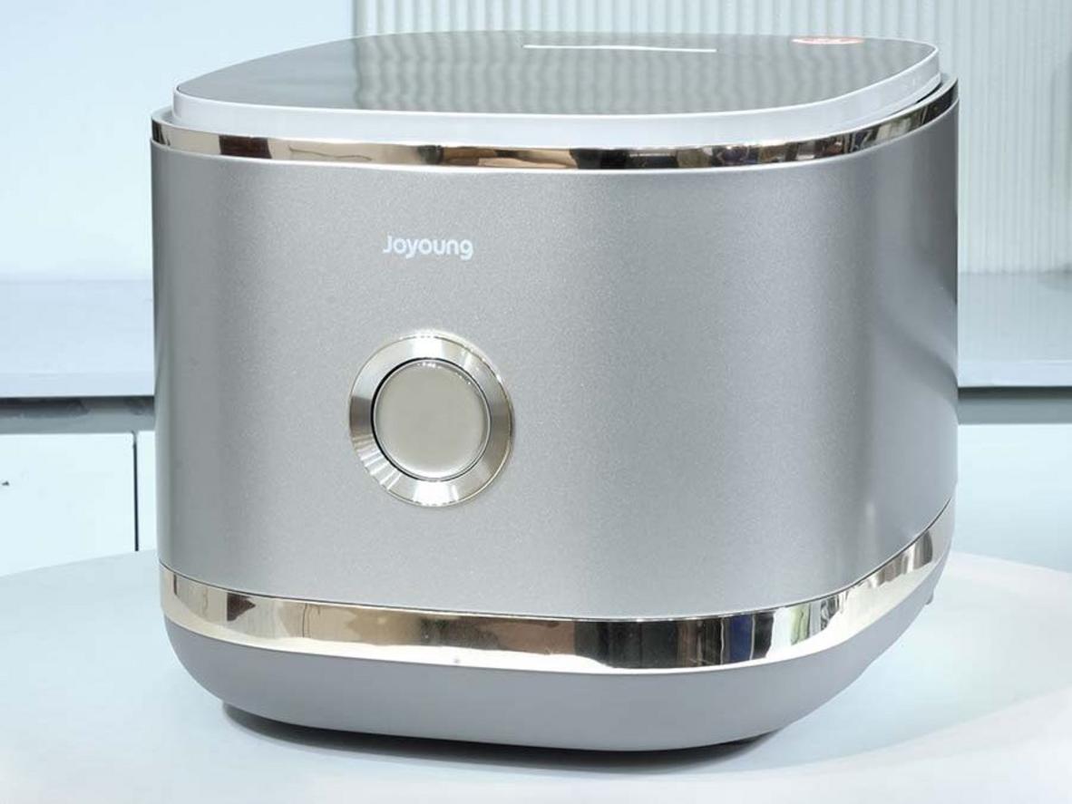 Lòng nồi Inox 304 & chống dính tự nhiên, không phủ hóa chất