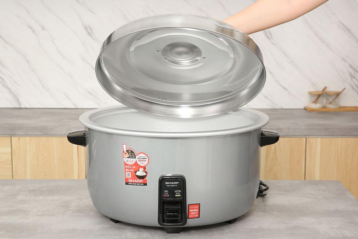 Lòng nồi nhôm 2mm và nắp rời dễ vệ sinh
