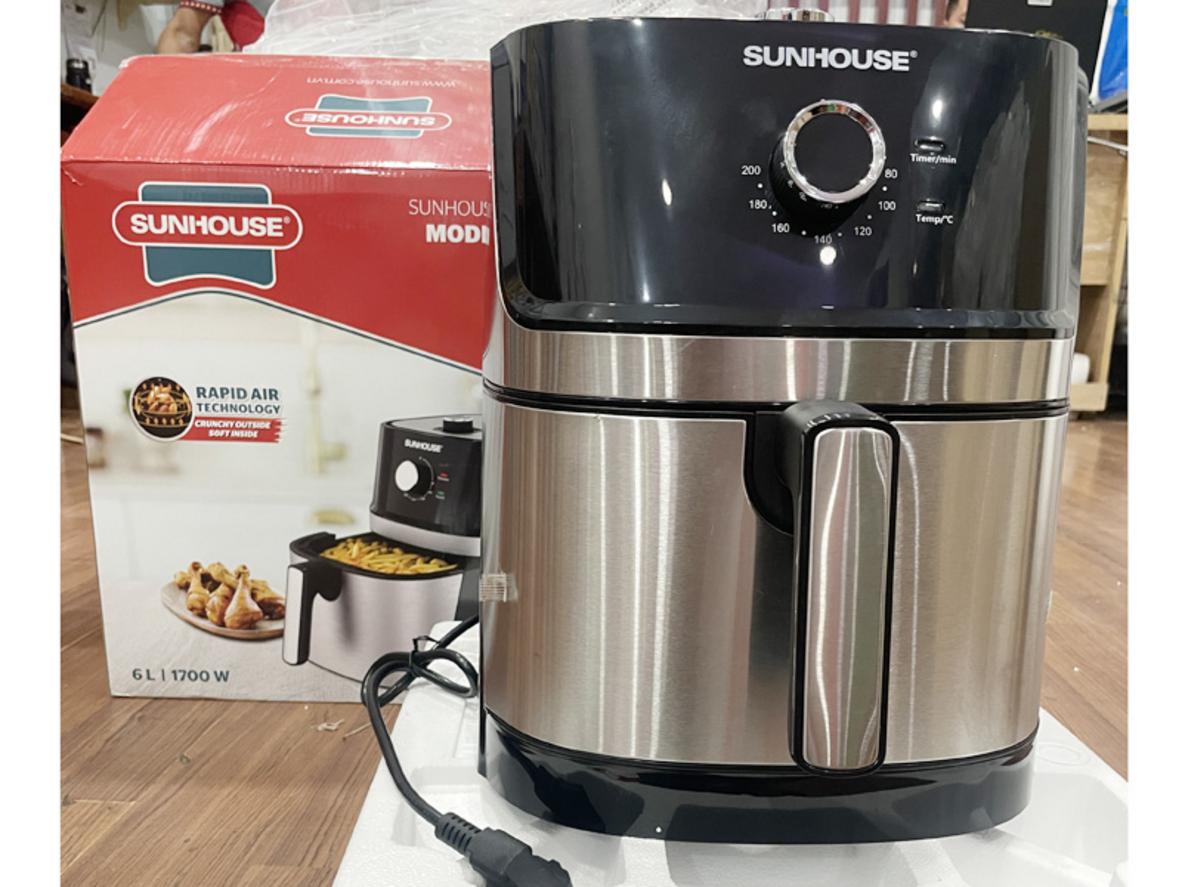 Lòng nồi Teflon — vệ sinh nhanh