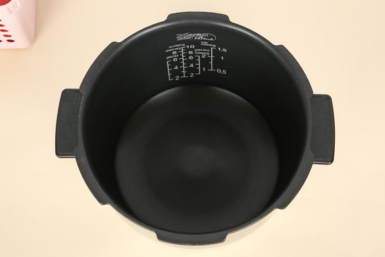 Lòng nồi Xwall Black Coating dày 3.2mm, dễ vệ sinh
