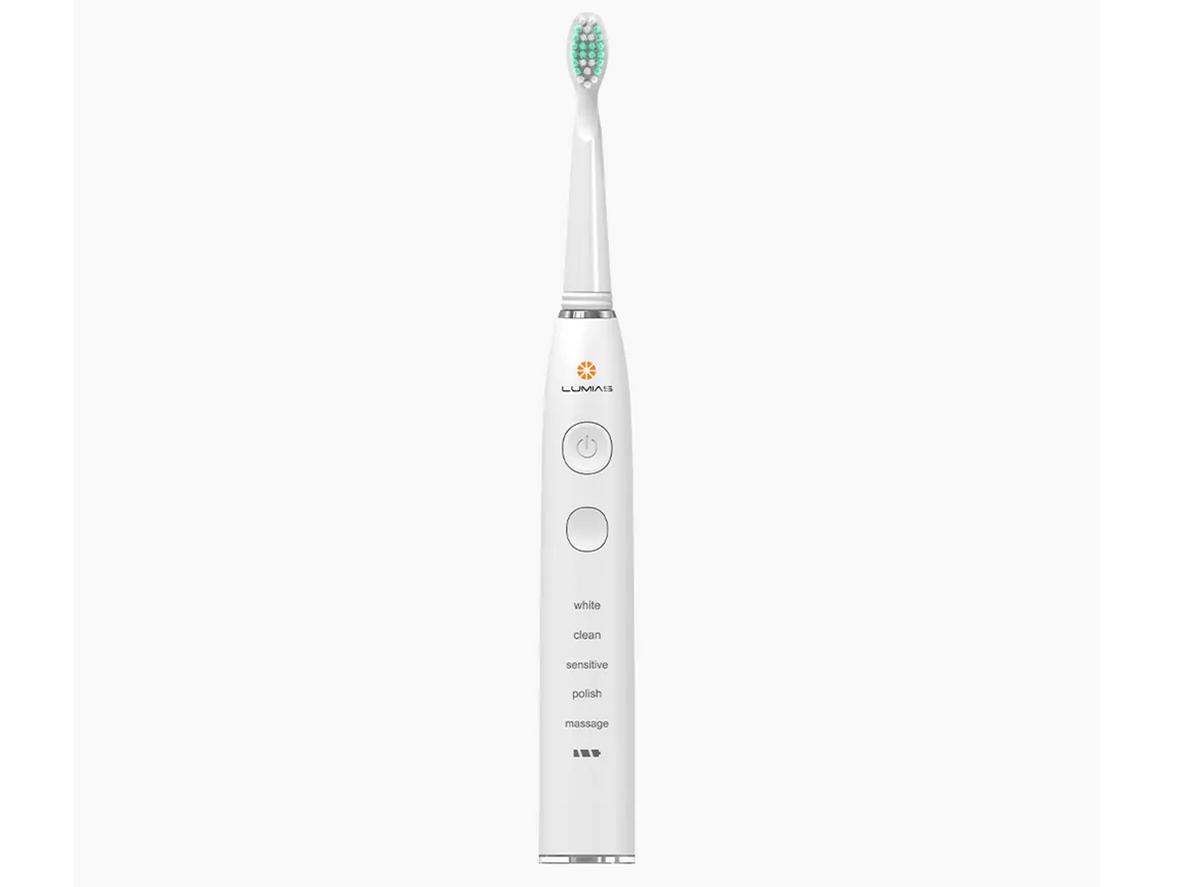 Pin 1500mAh cho thời gian sử dụng lâu và chuẩn chống nước IPX7.