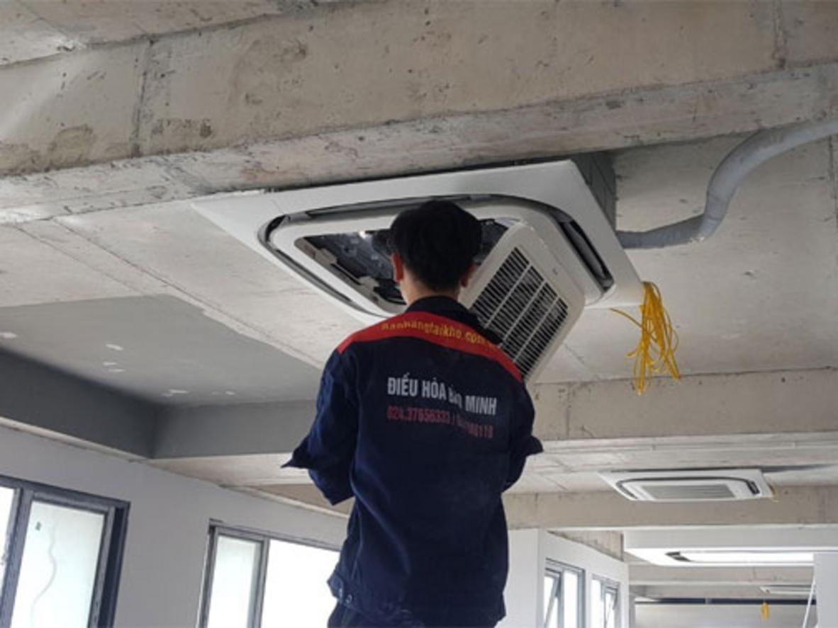 Luồng gió 360° lan tỏa đều khắp không gian