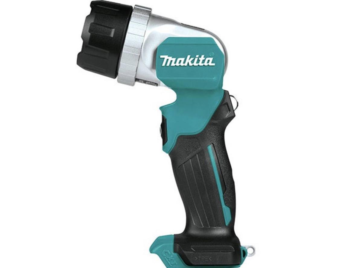 Đầu nhôm gập 12 vị trí, zoom spot→flood dễ thao tác.