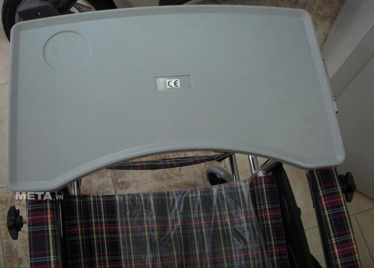 Mặt bàn 54 x 31 cm với bề mặt chống trượt